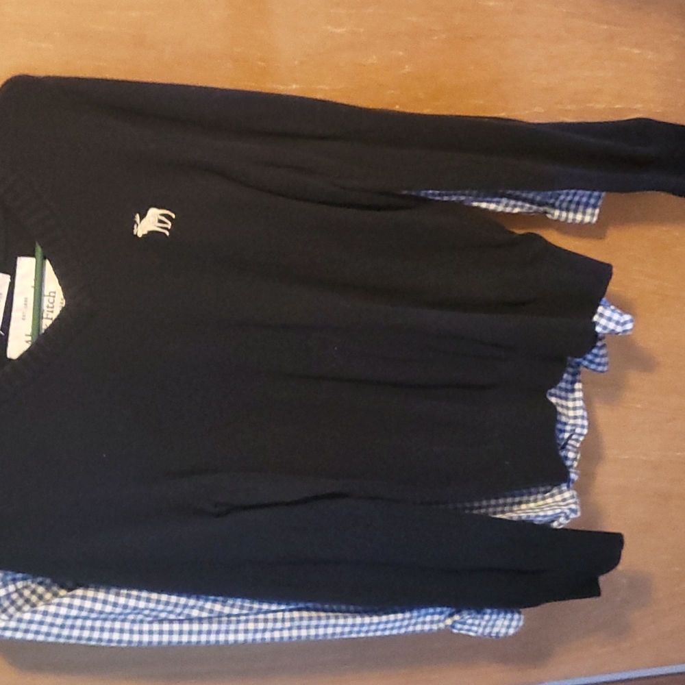 Mens size small